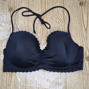 Victoria’s Secret Black Scalloped Underwire Padded Bikini Top Size 34C